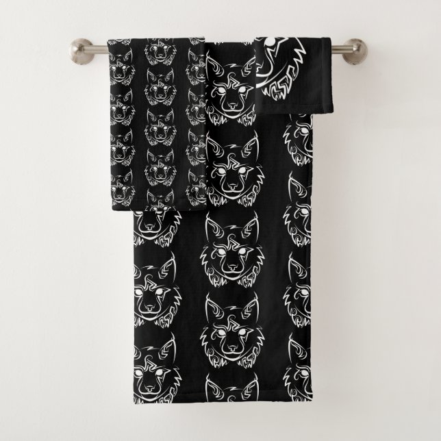 Black and White Tribal Lynx Bath Towel Set (Insitu)