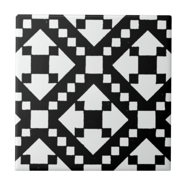 Black and white tribal pattern tile (Front)