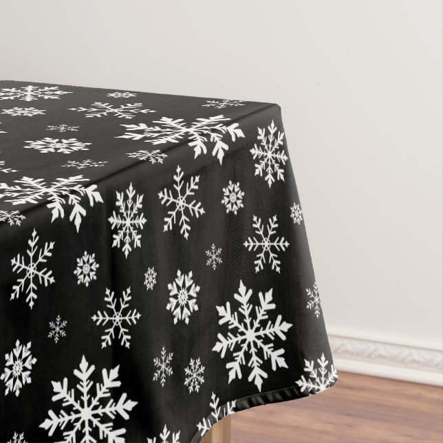Black And White Winter Snowflake Pattern Modern Tablecloth (In Situ)