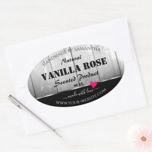 Black and White Wood Grain Product Labels Heart