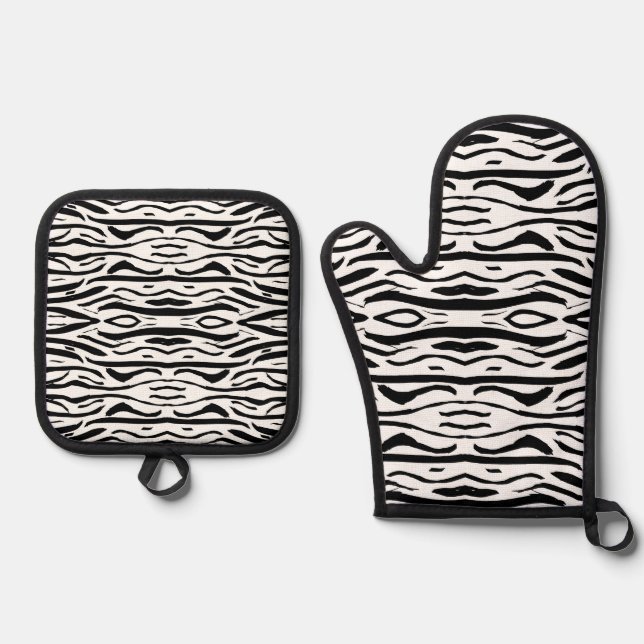 Black and White Zebra or Tiger pattern Oven Mitt & Pot Holder Set (Front)