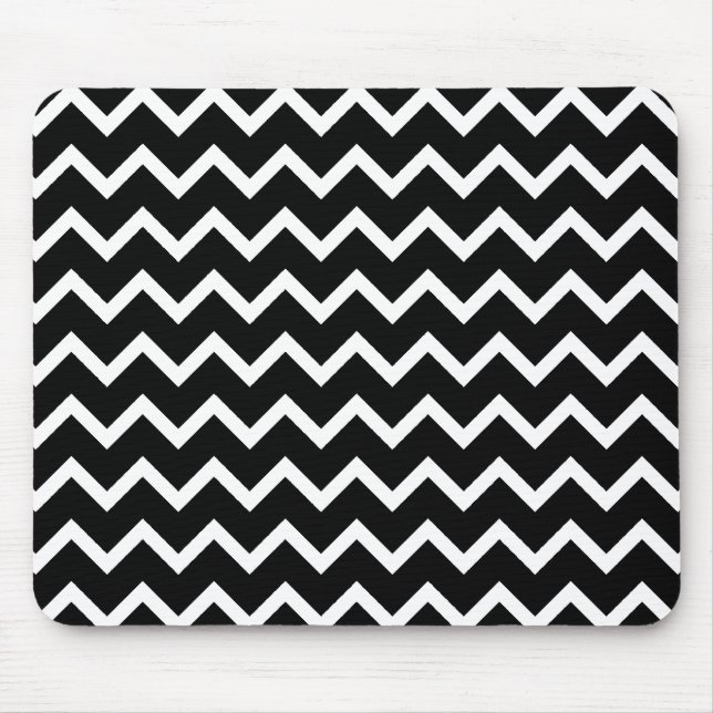 Black and White Zig Zag Pattern. Mouse Mat (Front)
