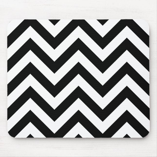 Black and white Zigzag Chevron Pattern Mouse Mat (Front)