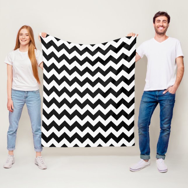 Black and White Zigzag Pattern, Chevron Pattern Fleece Blanket (In Situ)