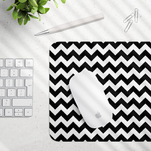 Black and White Zigzag Pattern, Chevron Pattern Mouse Mat