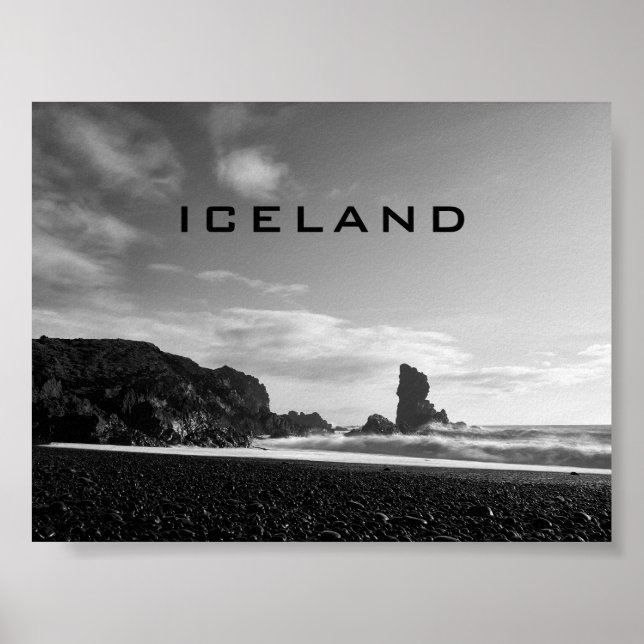 Black beach in Djupalonssandur, Iceland poster (Front)