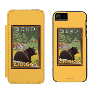 Black Bear in Forest - Bend, Oregon Incipio Watson™ iPhone 5 Wallet Case