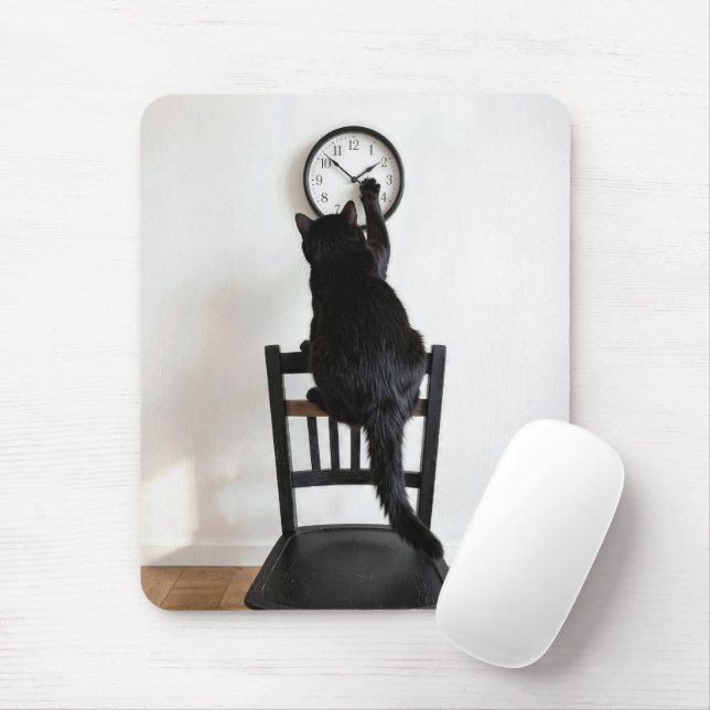 Black Cat Changing the Time  Mouse Mat (With Mouse)