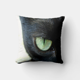Black Cat Eye Cushion