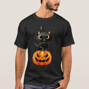 Black Cat Halloween Design � Spooky Pumpkin Art fo T-Shirt