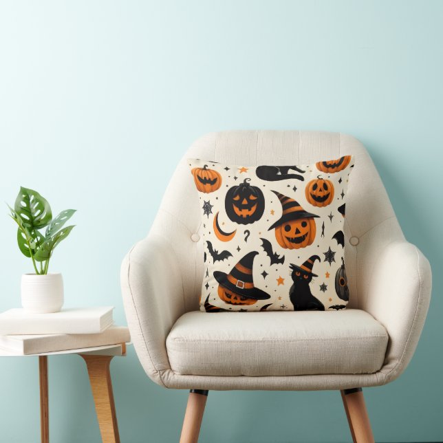 BLACK CAT IN HALLOWEEN CUSHION (Chair)