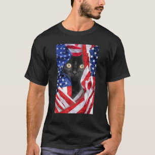 Black Cat in USA Flag 4th of July Men Women T-Shirt