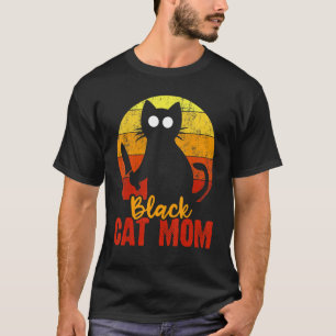 Black Cat Mum Halloween Gore Meow With Bloody Knif T-Shirt