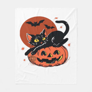 Black Cat, Nostalgic Halloween Classic T-Shirt Fleece Blanket