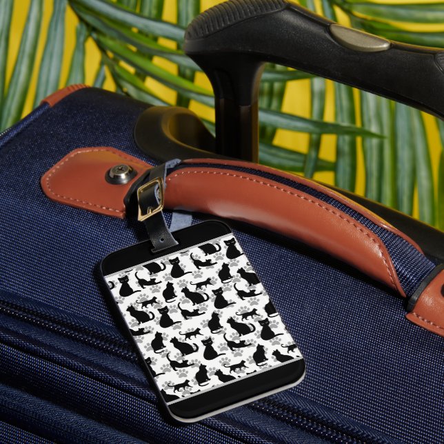 Black Cat Pattern Luggage Tag for Travel (Front Insitu 1)