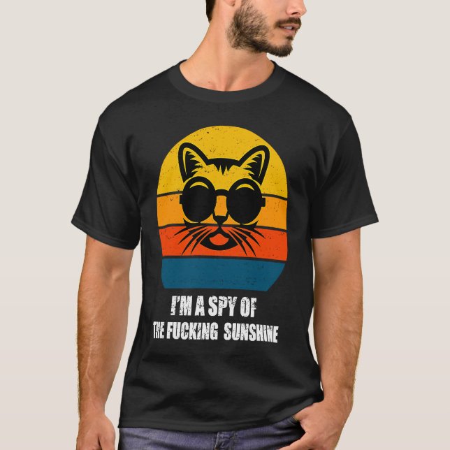 Black Cat Retro i'm a spy of the sunshine cat pun T-Shirt (Front)