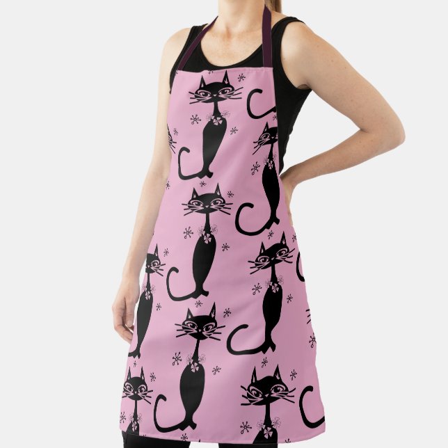 BLACK CAT RETRO PINK APRON (Insitu)