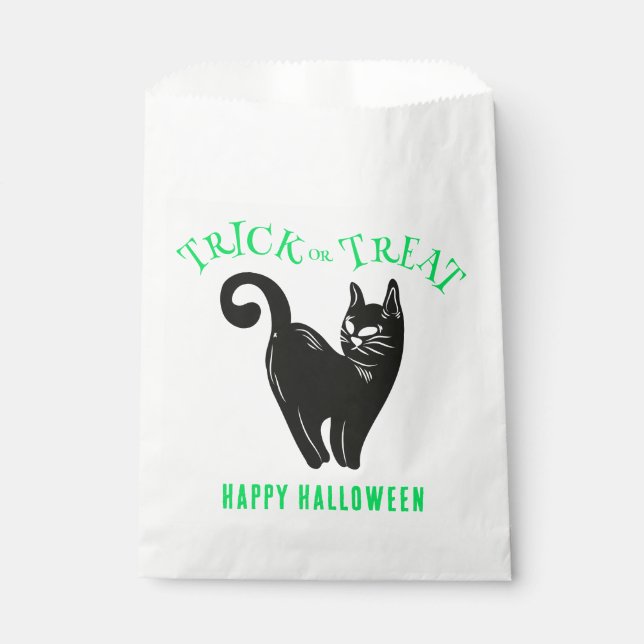 Black Cat 'Trick or Treat' Halloween Favour Bags (Front)