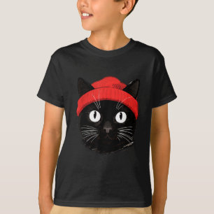Black Cat With Red Beanie Vintage Design T-Shirt