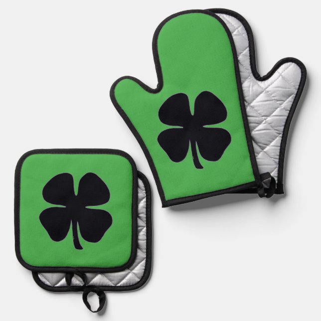 Black Clover green oven mitts pot holders Oven Mitt & Pot Holder Set (Front/Back)