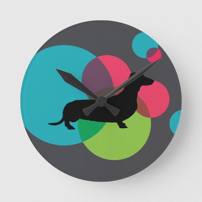 Black dachshund with bright dot pattern round clock (Front)