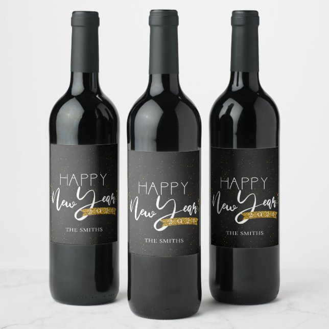 Black Elegant Minimalist Gold Happy New Year 2024 Wine Label (Bottles)