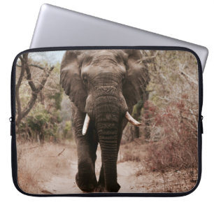 BLACK ELEPHANT WALKING ON BROWN SAND LAPTOP SLEEVE