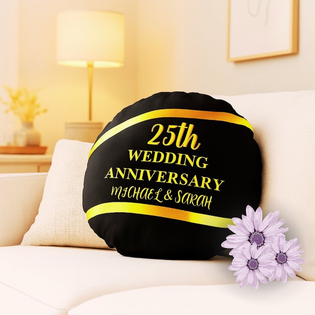   Black Gold 25th Wedding Anniversary Gift Couple  Round Cushion (Creator Uploaded)