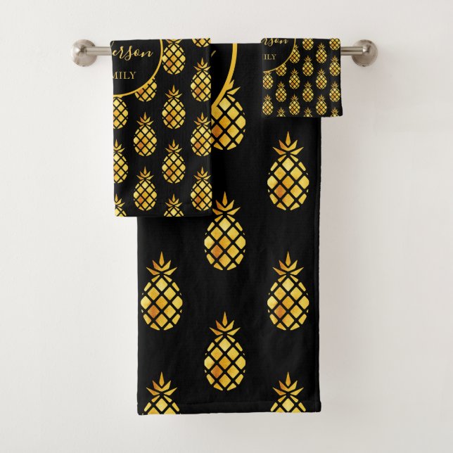 Black gold pineapples pattern family name bath towel set (Insitu)