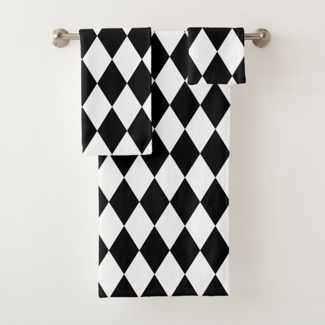 Black Harlequin Bath Towel Set (Insitu)