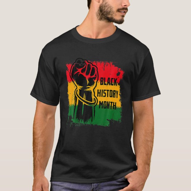 Black History Month BHM African Pride Fist Men Wom T-Shirt (Front)