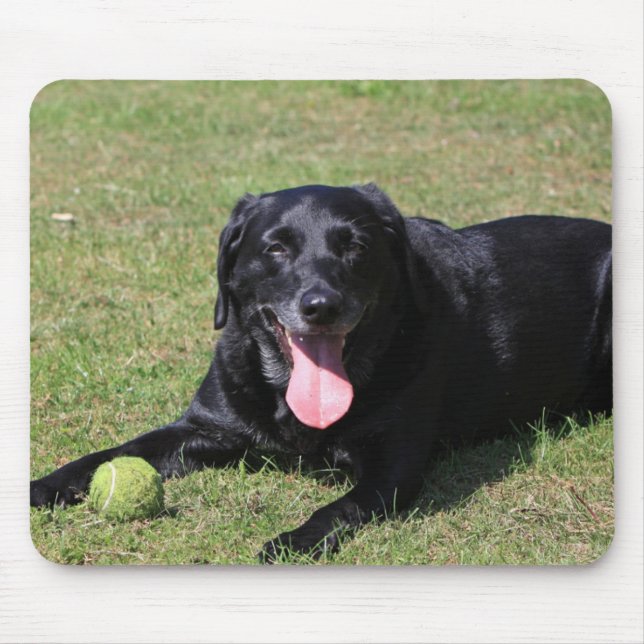 black lab laying.png mouse mat (Front)