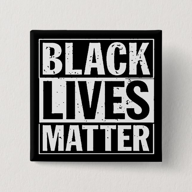 "BLACK LIVES MATTER" 15 CM SQUARE BADGE (Front)