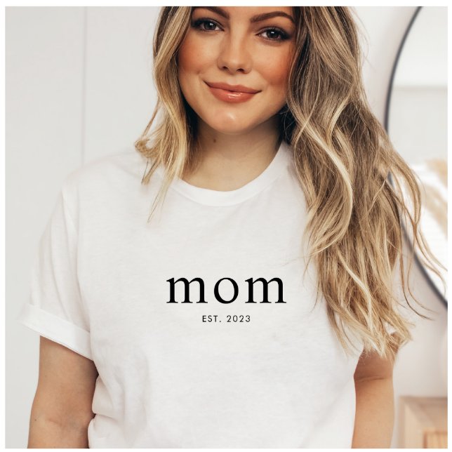 Black Modern Established Mum T-Shirt (Creator Uploaded)