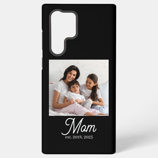 Black Mom Established Script Samsung Galaxy S22 Ultra Case (Back)