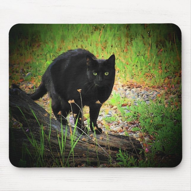 Black on the green Arching Black Cat Mouse Mat (Front)