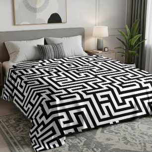 Black On White Geometric Maze Pattern Fleece Blanket