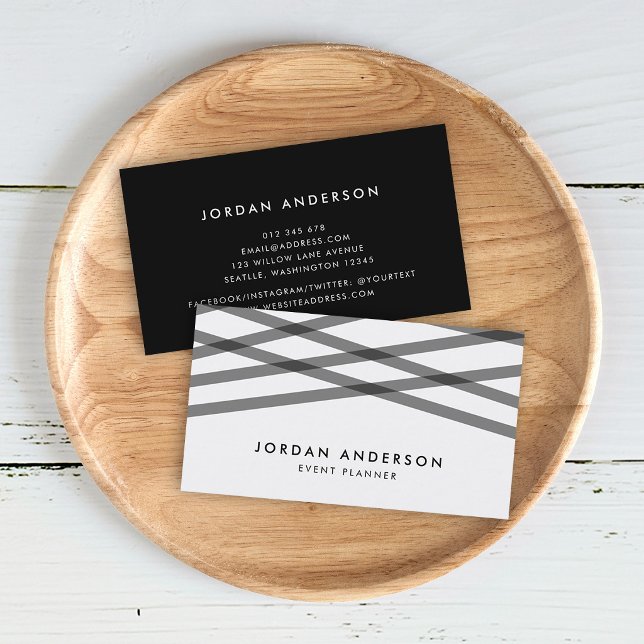 Black Overlapping Lines Business Card (Creator Uploaded)