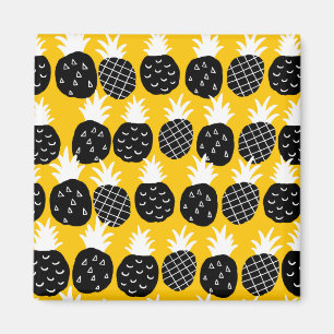 Black pineapples magnet