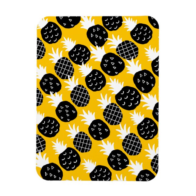 Black pineapples magnet (Vertical)
