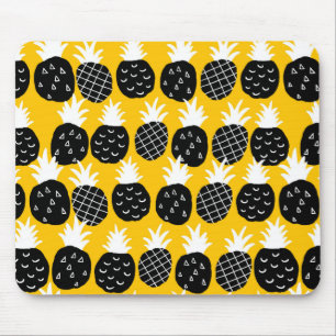 Black pineapples mouse mat