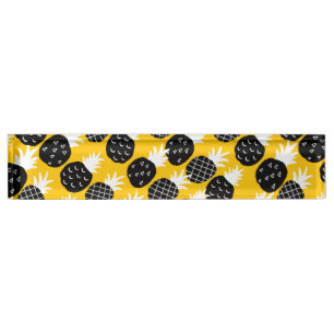 Black pineapples nameplate
