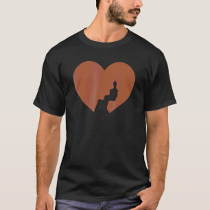 Black Queen Afro Heart Girl Magic Melanin Man Wome T-Shirt