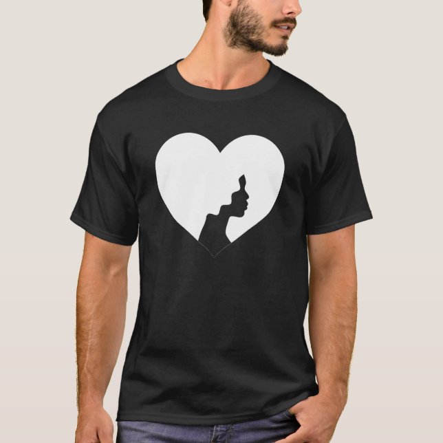 Black Queen Afro Heart Girl Magic Melanin Man Wome T-Shirt (Front)