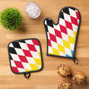Black Red Yellow Blue Bavaria Diamond Flag Pattern Oven Mitt & Pot Holder Set