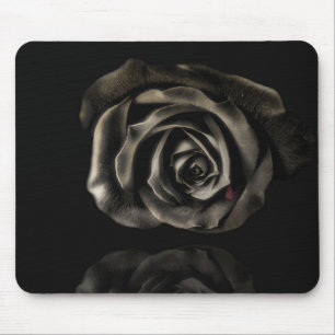 Black rose mouse mat