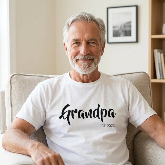 Black Script Established Grandpa T-Shirt (Black Script Established Grandpa T-Shirt)