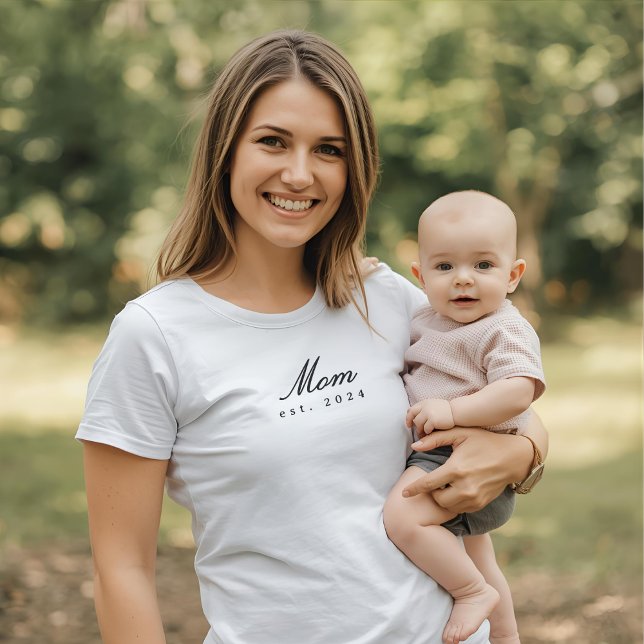 Black Script Established Mum T-Shirt (Creator Uploaded)