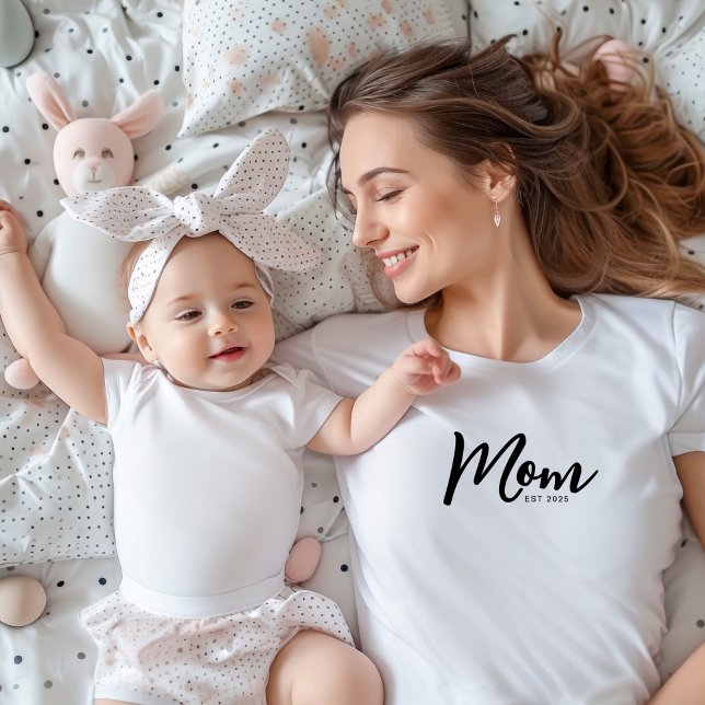 Black Script Established Mum T-Shirt (Creator Uploaded)