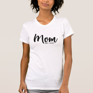 Black Script New Mum Established Baby Shower Gift T-Shirt